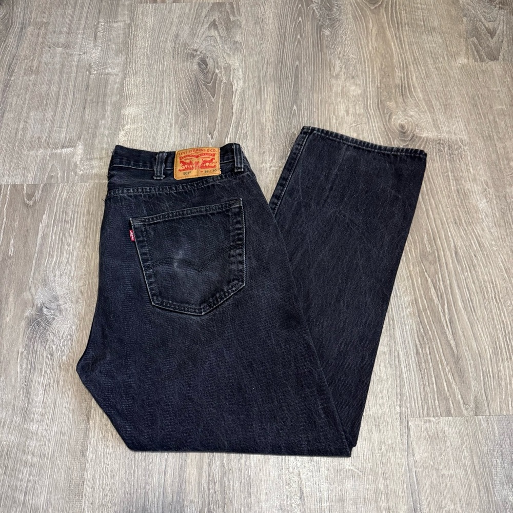 Levis Jeans Mens 38x30 Black 501 Straight Leg Button Fly Denim